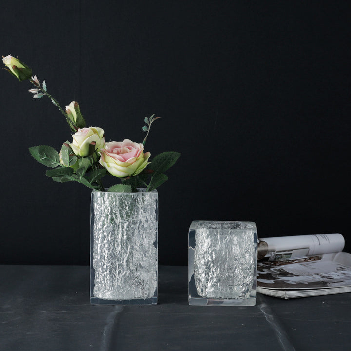 Texturierter dekorativer Glasblumentopf