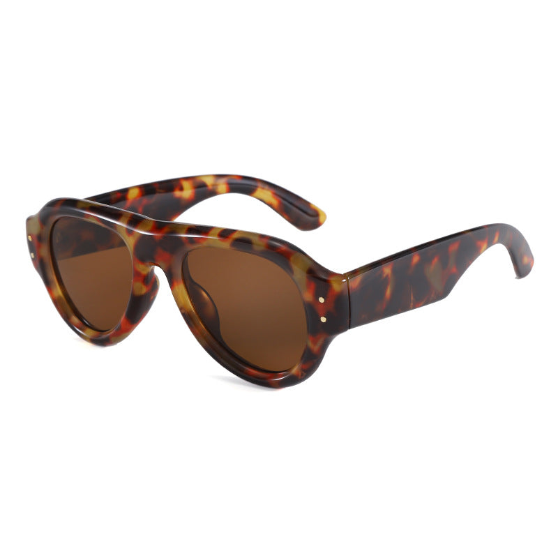 Damen ausgefallene Sonnenbrille im Retro-Stil Karnz