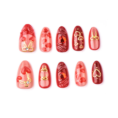Herz-verschönertes Press-On Nagelkunstset