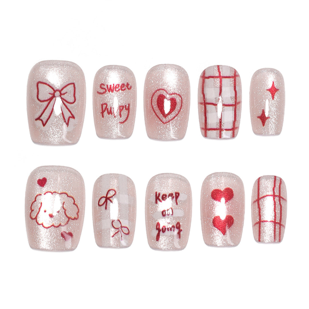 Künstliche Nagelkunst mit niedlichen Motiven Karnz