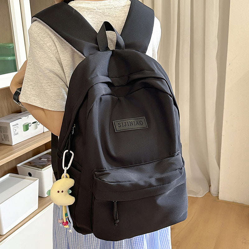 Funktionaler Rucksack für den täglichen Gebrauch Karnz