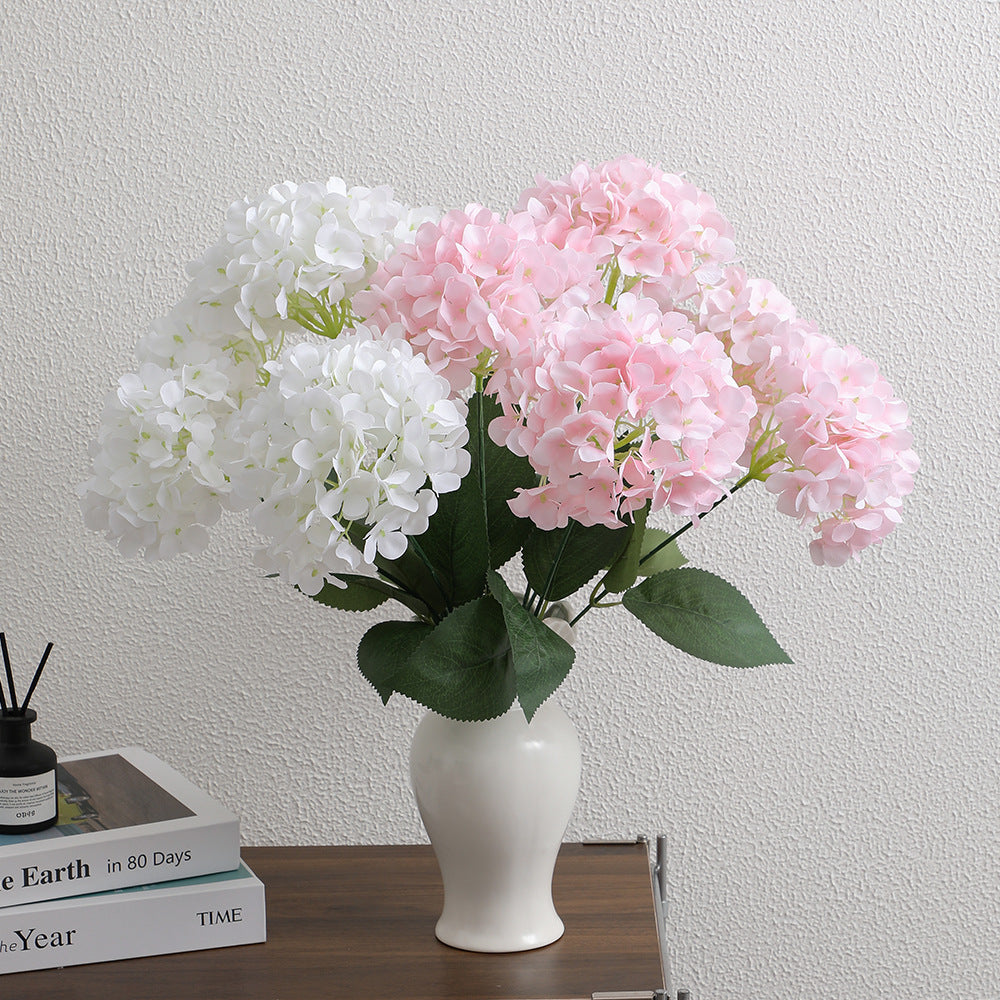 Dekorative Kunstblumenarrangement Karnz