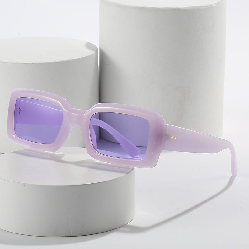 Übergroße geometrische Sonnenbrille mit verlaufenden Gläsern Karnz