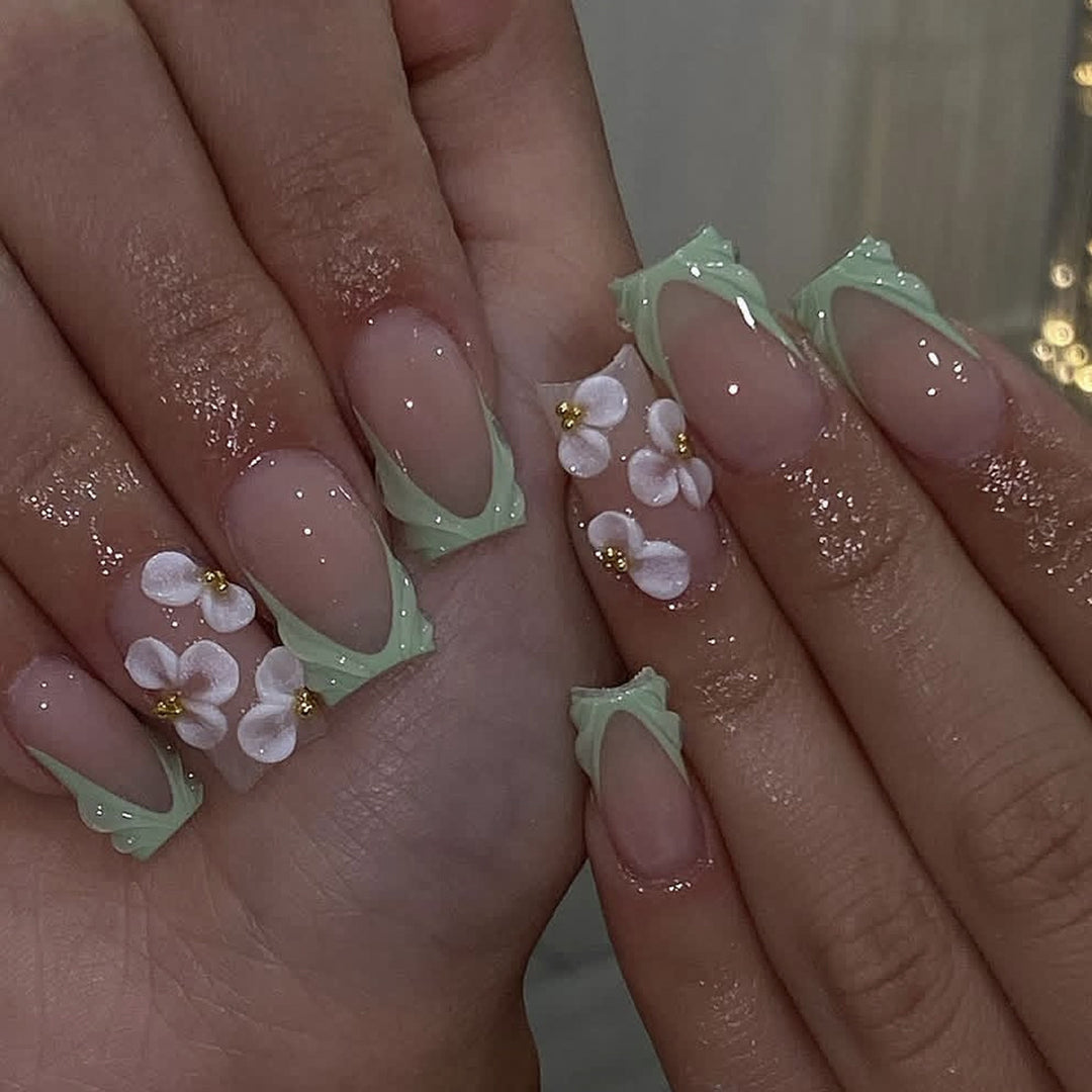 Floral Acryl Nagelkunst Set Karnz