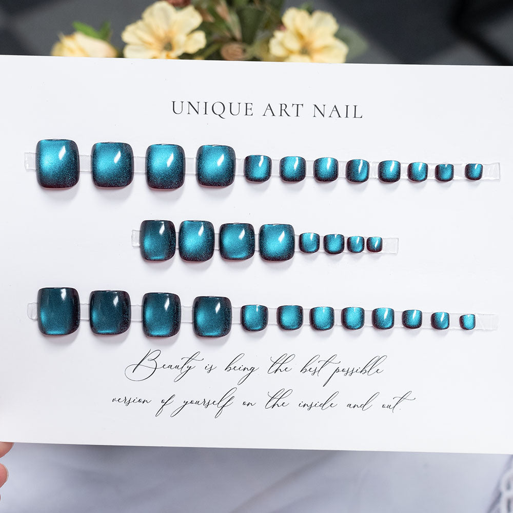 Elegante Metallische Nagelkunst