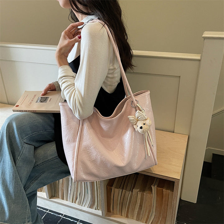 Vielseitige Soft-Finish Tote Karnz