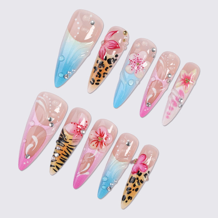 Künstlerisches Hochwertiges Press-On Nail Set Karnz