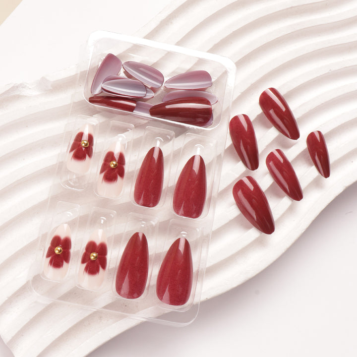 Premium dekorative Nagelspitzen Karnz