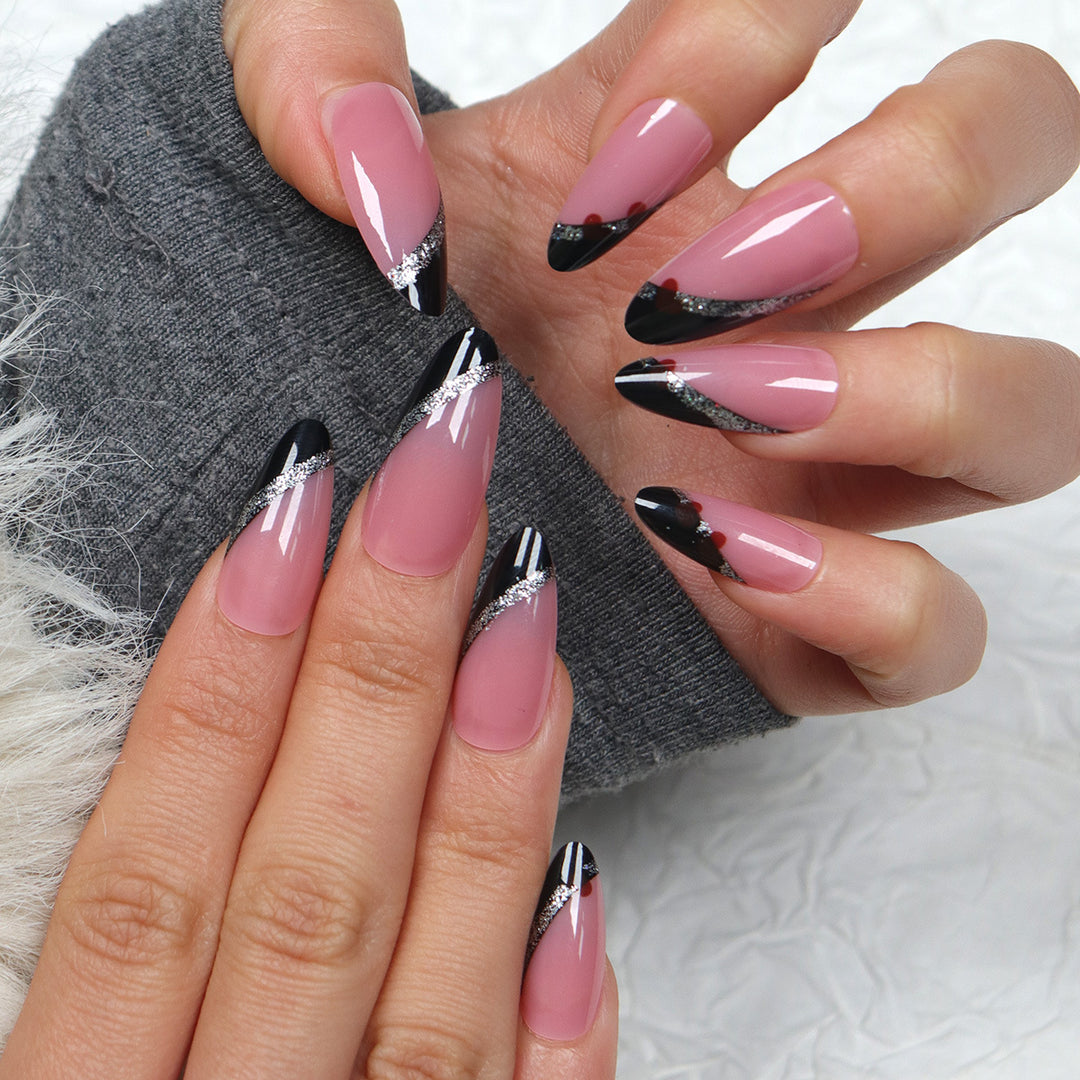 Elegante Stiletto Press-On Nägel mit Glitzer-Akzenten Karnz