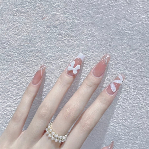 Künstlerisches Blumenakzent Press-On Nagelset
