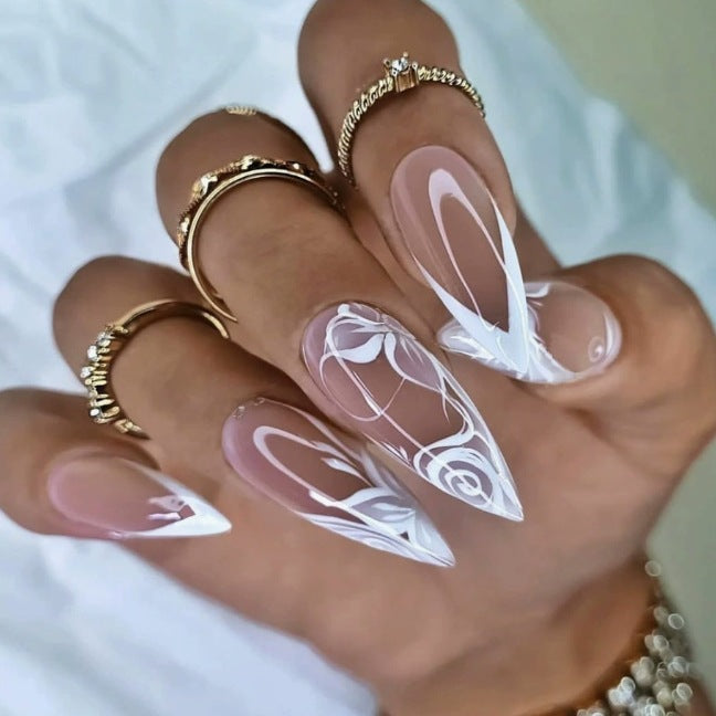 Künstlerische Florale Stiletto Nagelkunst Karnz