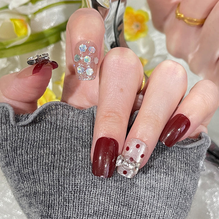 Festives Glitzerndes Press-On-Nagelset Karnz