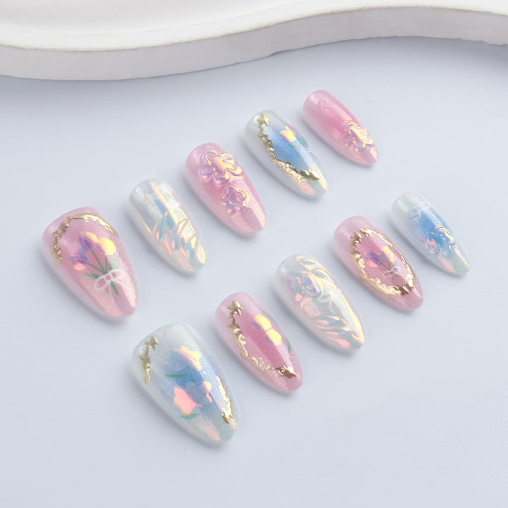 Künstlerische Blumen Press-on Nagelkunst Karnz