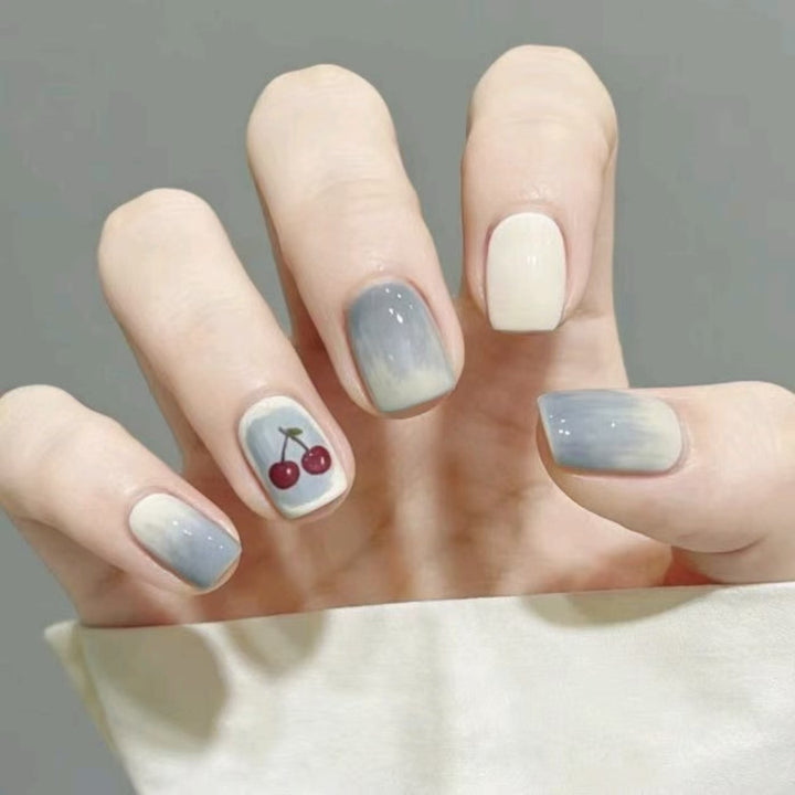 Künstlerisches Nagelkunst-Set mit Kirschdesign Karnz