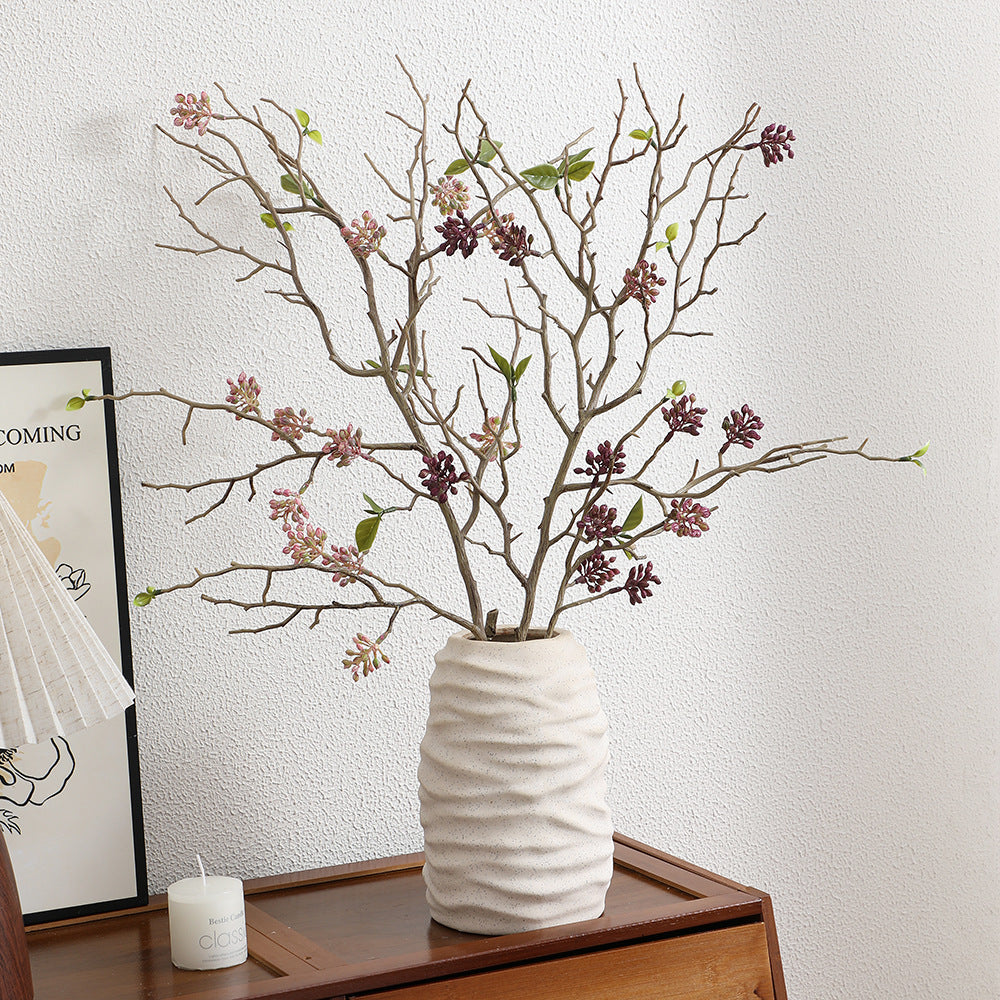 Dekorativer Kunstzweig mit detailverliebten Blüten Karnz