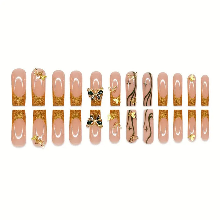 Dekorative Schmetterlings-Press-On-Nagelkunst Karnz