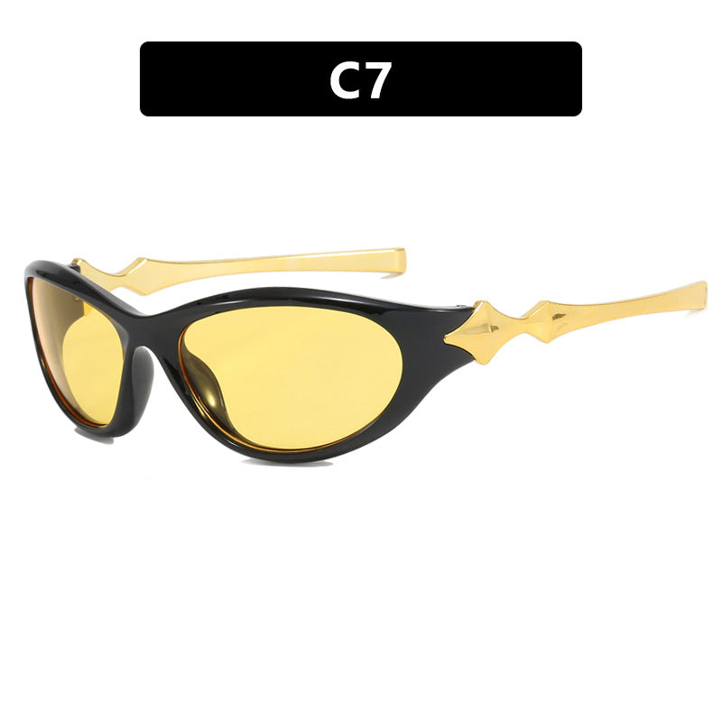 Damen Sonnenbrille im eleganten Retro-Stil mit auffälligen Gläsern Karnz