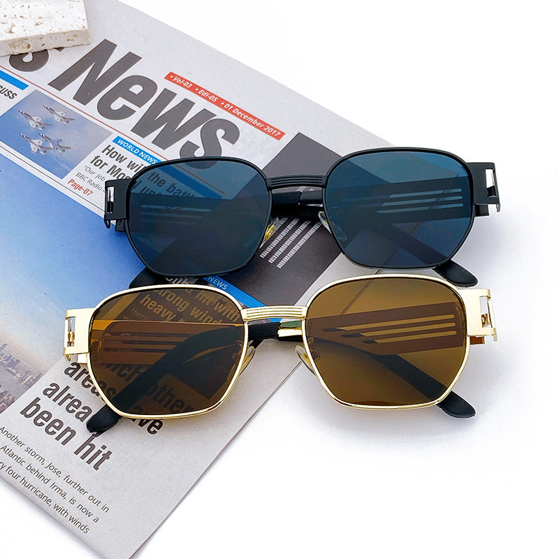 Stilvolle Oversized Sonnenbrille Im Modernen Metalldesign Karnz