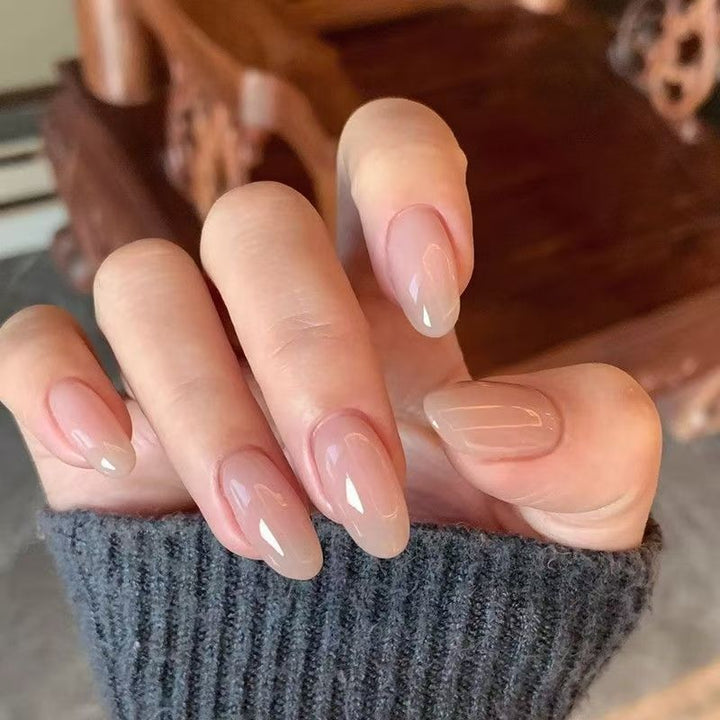 Elegantes Press-On-Nagelset mit Übergangs glänzendem Finish Karnz