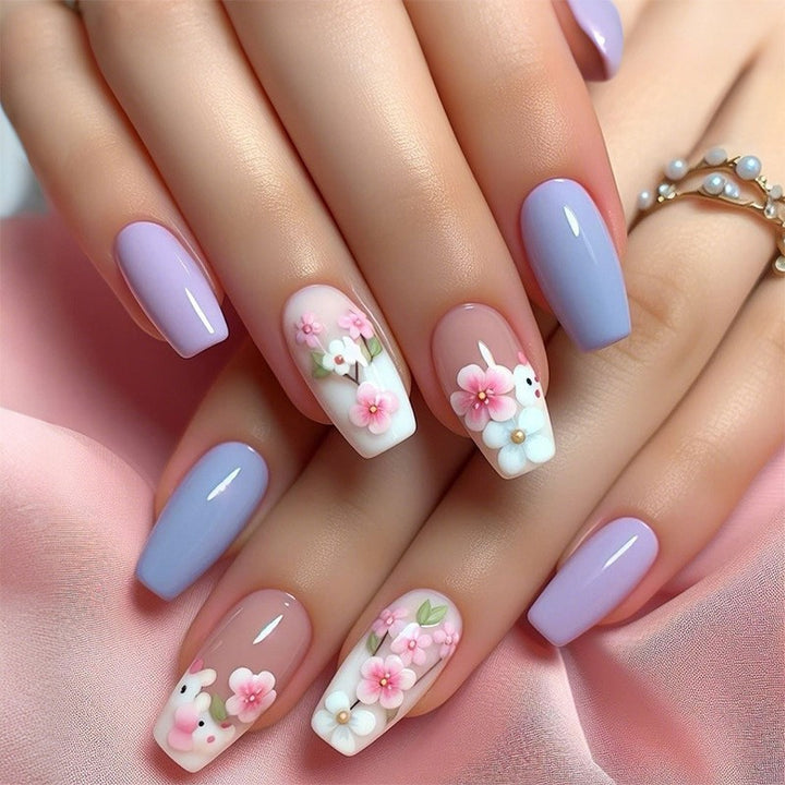 Dekoratives Floral Press-On Nagelkunstset mit 3D-Blumenakzenten Karnz