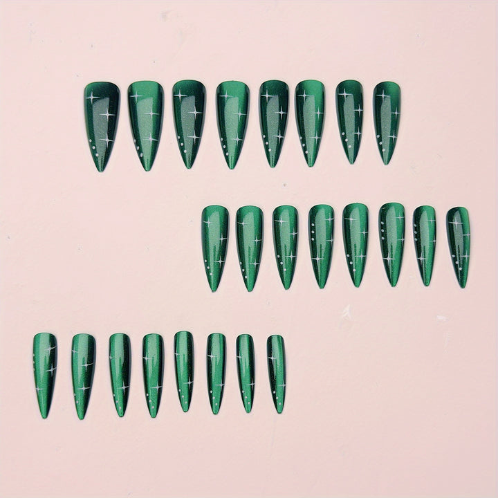Kreatives Kunstnageldesign Karnz