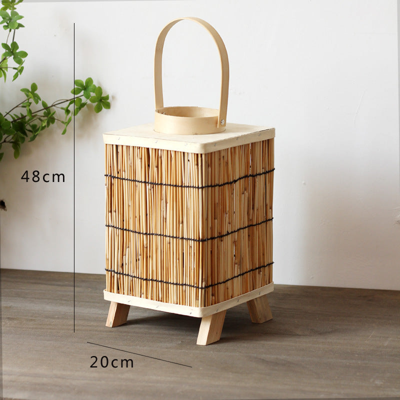 Stilvolle Laterne aus Naturmaterialien Karnz