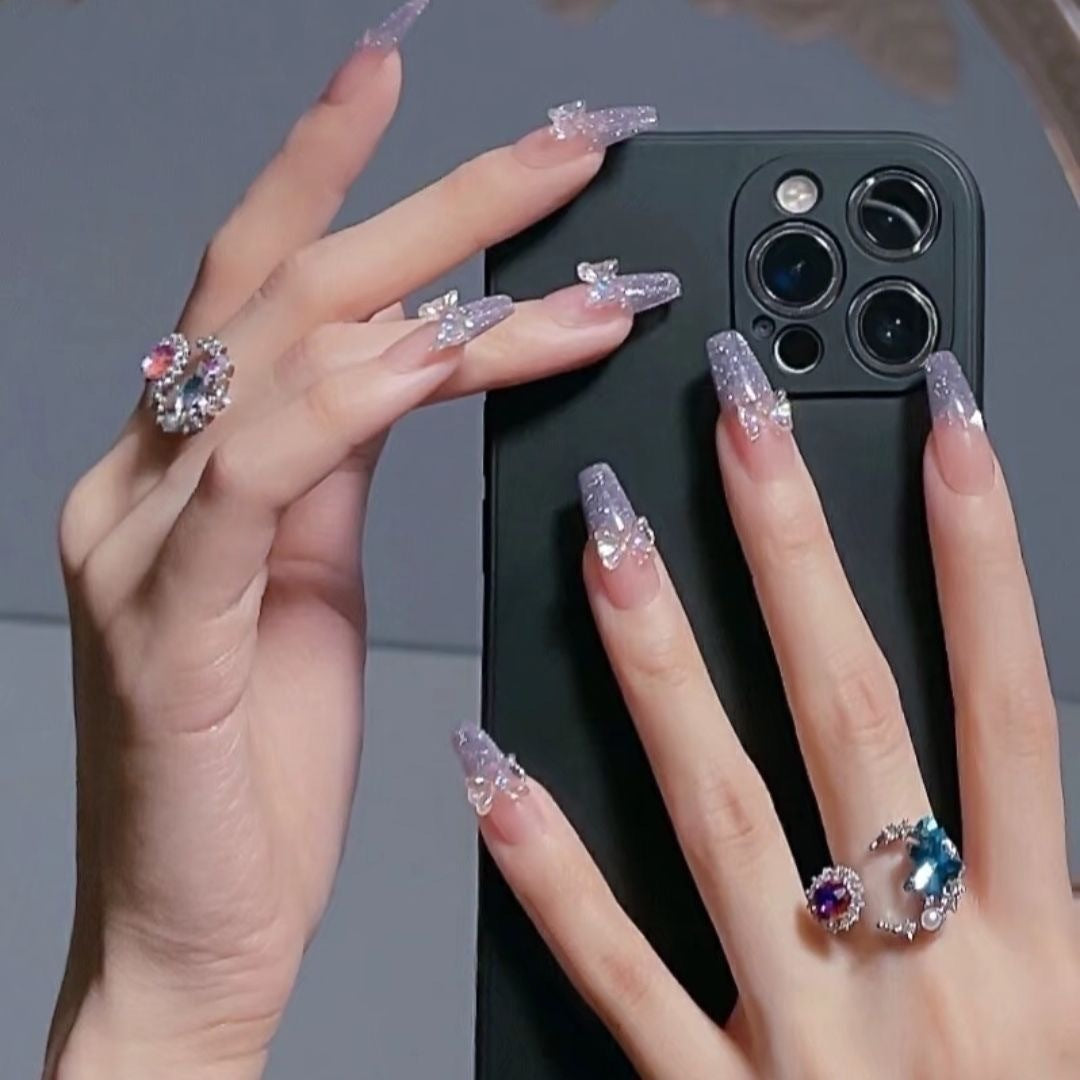 Glamouröse 3D Nagelkunst Karnz