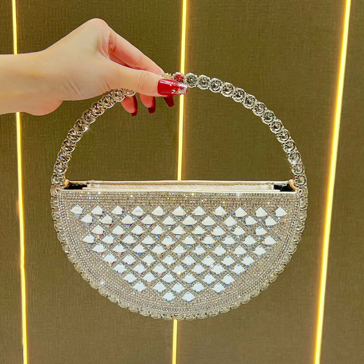 Rhinestone-besetzte Clutch