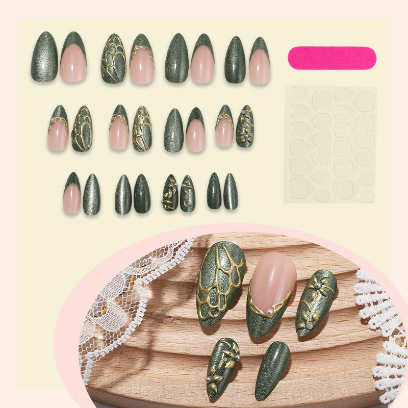 Dekorative Press-On Nagelaccessoires Karnz