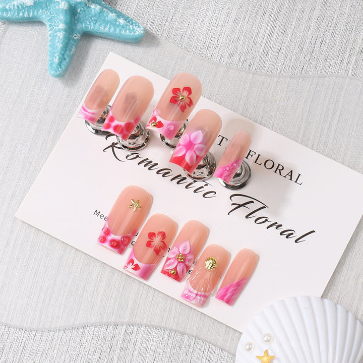 Romantisches florales Press-On-Nageldesign Karnz