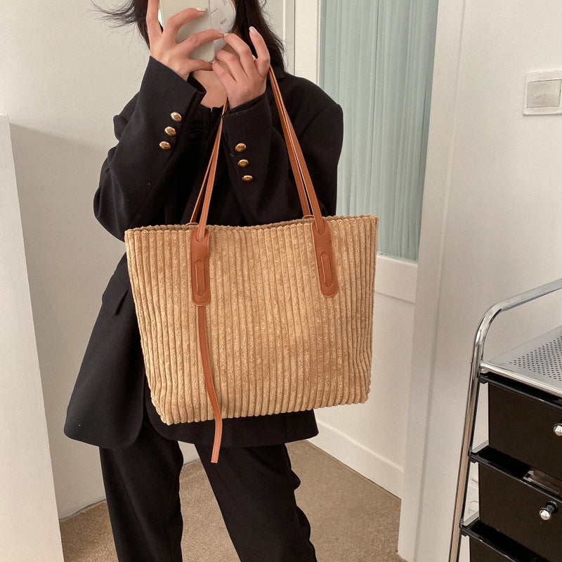 Strukturierte Velours-Tote-Tasche