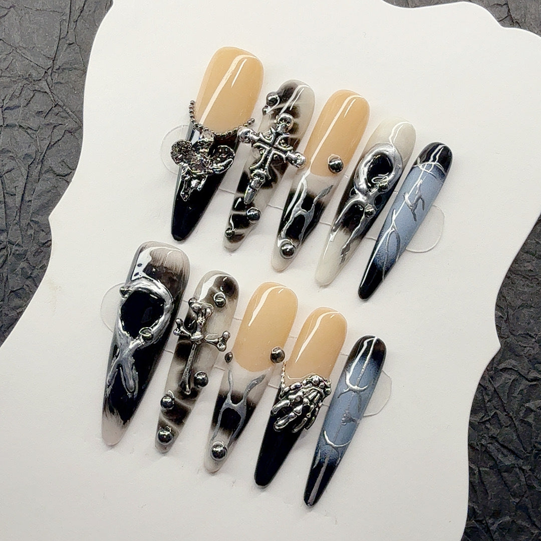 Gothic-inspirierte dekorative Press-On-Nagel-Set