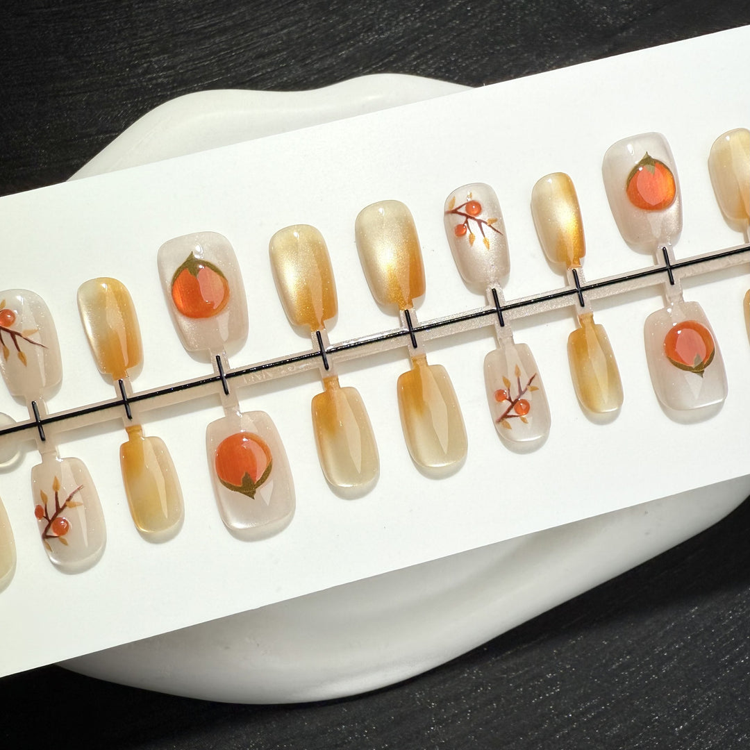 Dekorative Nagelkunst