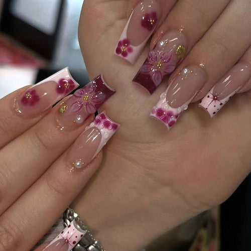 Blumenverzierte Press-On Nagelset