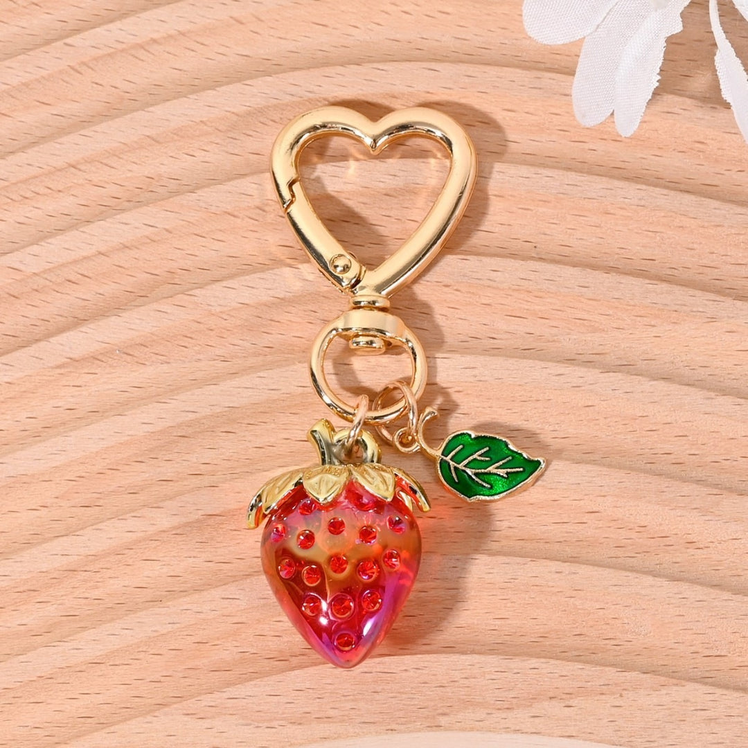 Schlüsselanhänger mit Fruchtigem Erdbeer-Design Karnz
