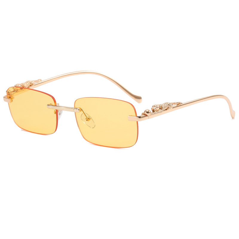 Damen Designer-Sonnenbrille mit feinem Metallrahmen und luxuriösen Details Karnz