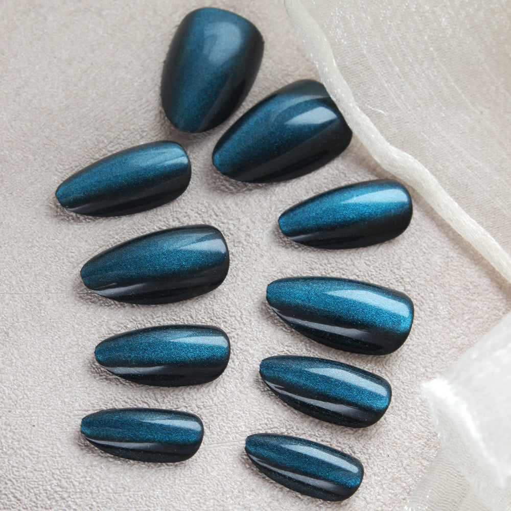 Premium Glänzende Stiletto Press-On Nägel Karnz