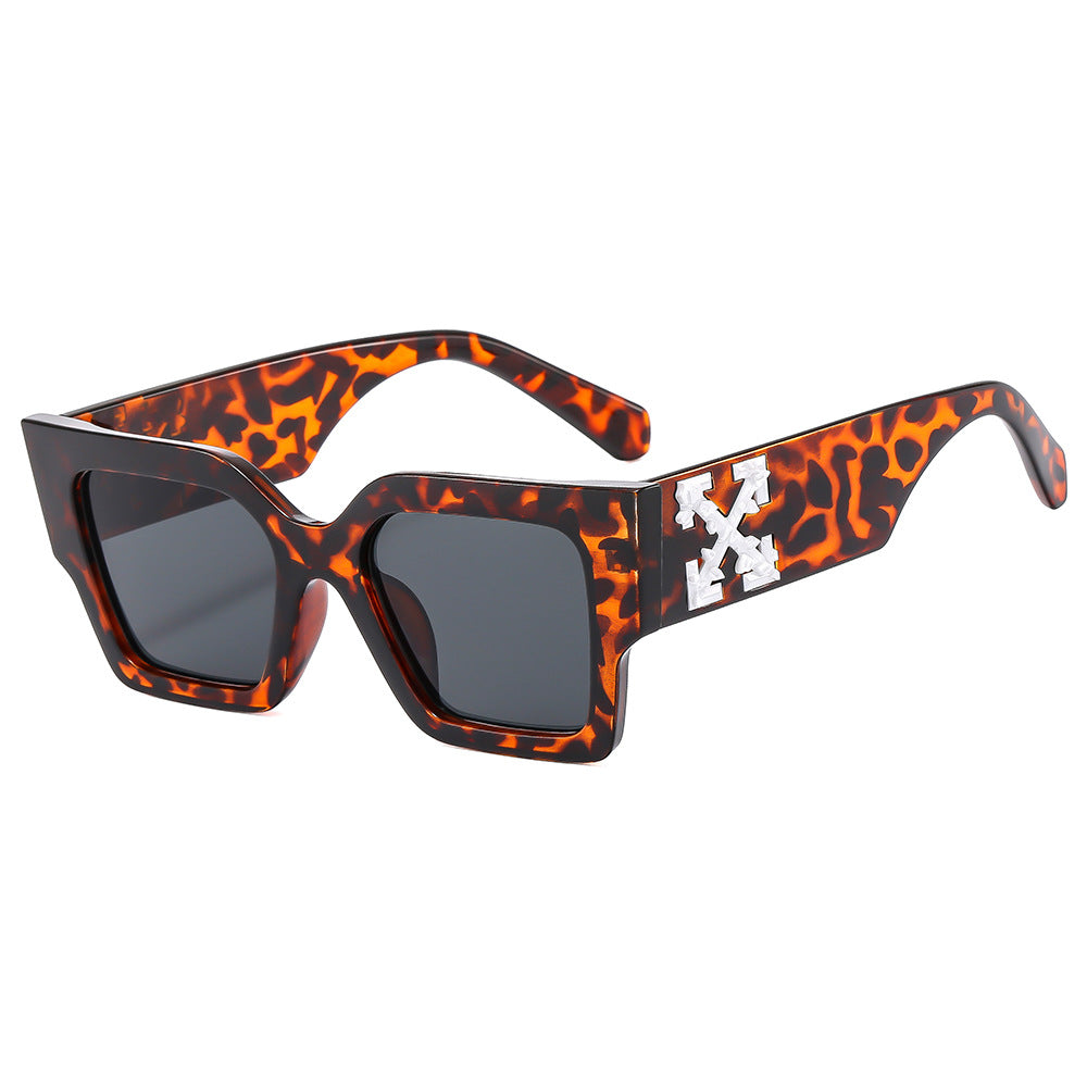 Damen Designer-Sonnenbrille mit auffälligem geometrischen Rahmen Karnz