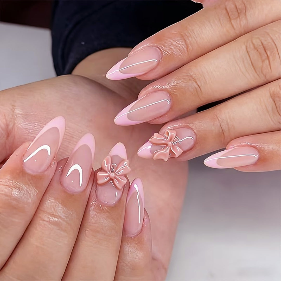 Detailliertes Nagelkunst Press-On-Kit