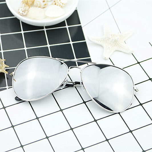 Damen moderne Piloten-Sonnenbrille mit farbverlaufendem Linsen-Design Karnz