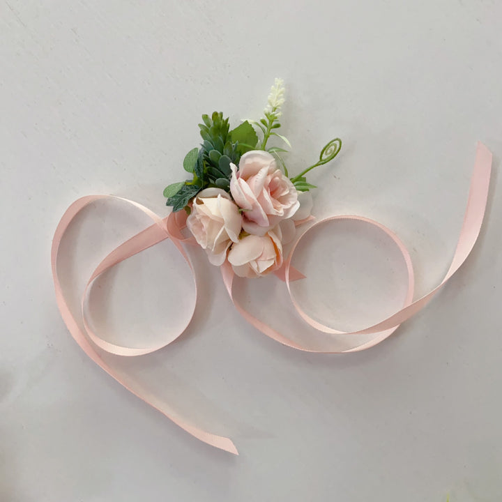 Dekorative Florale Corsage