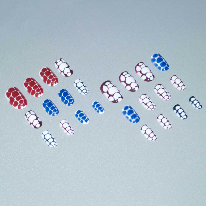 Künstlerische abstrakte Nagelkunst