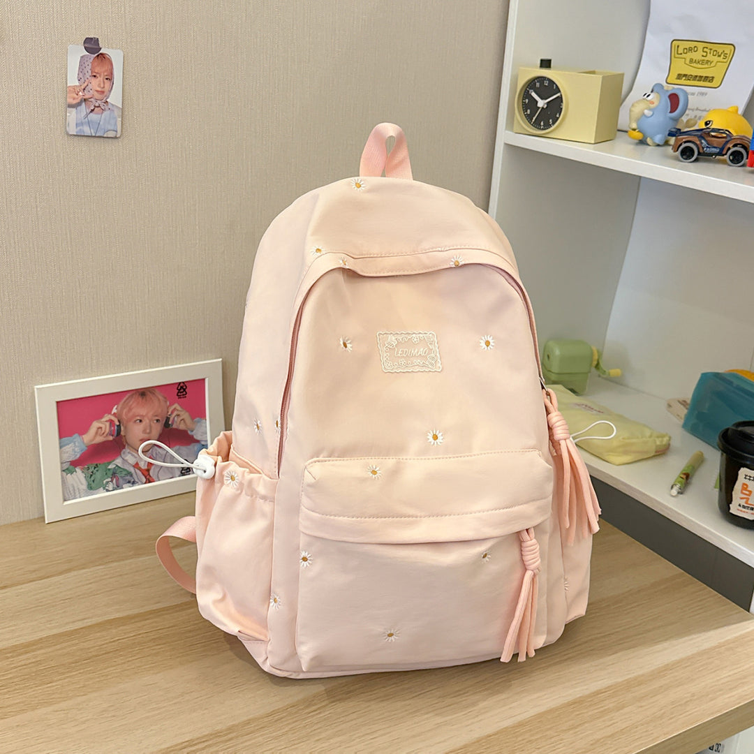 Stylischer backpack mit floralem Schmuck Karnz