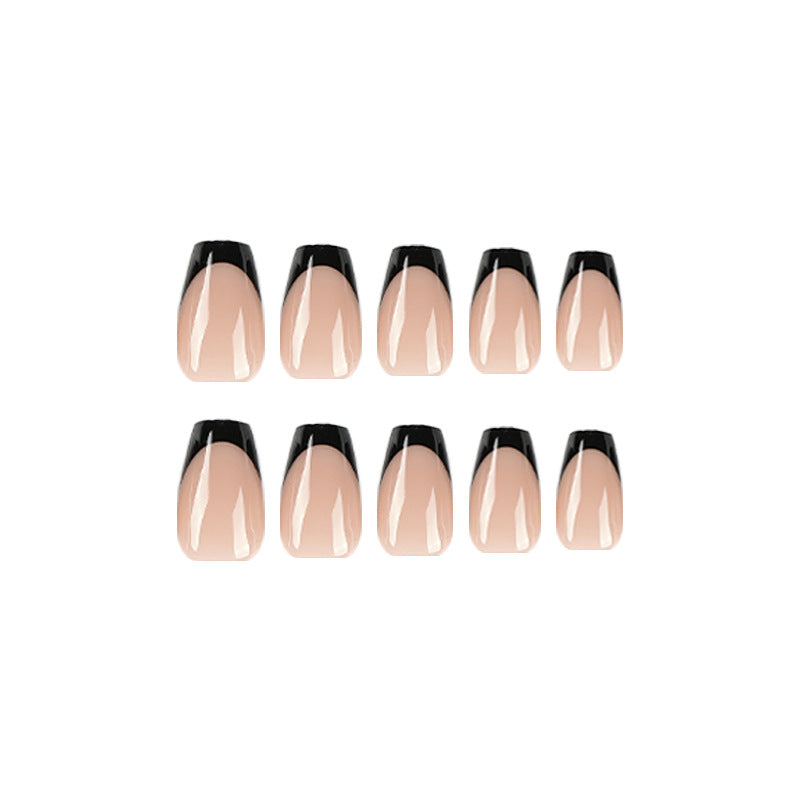 Elegante sowie modische Stiletto-Nägel Karnz