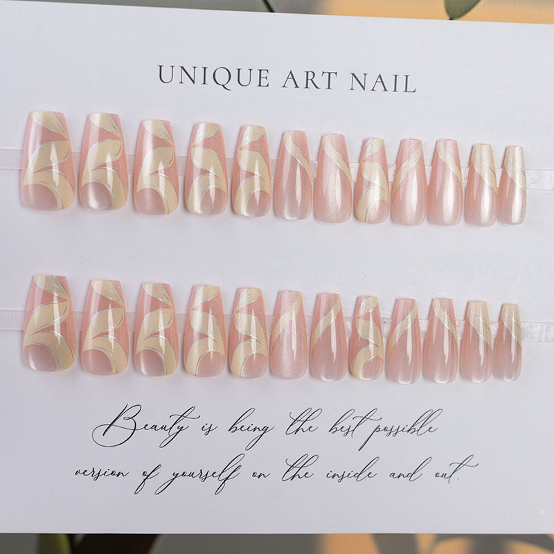 Curvy Nageldesign Press-On Nägel
