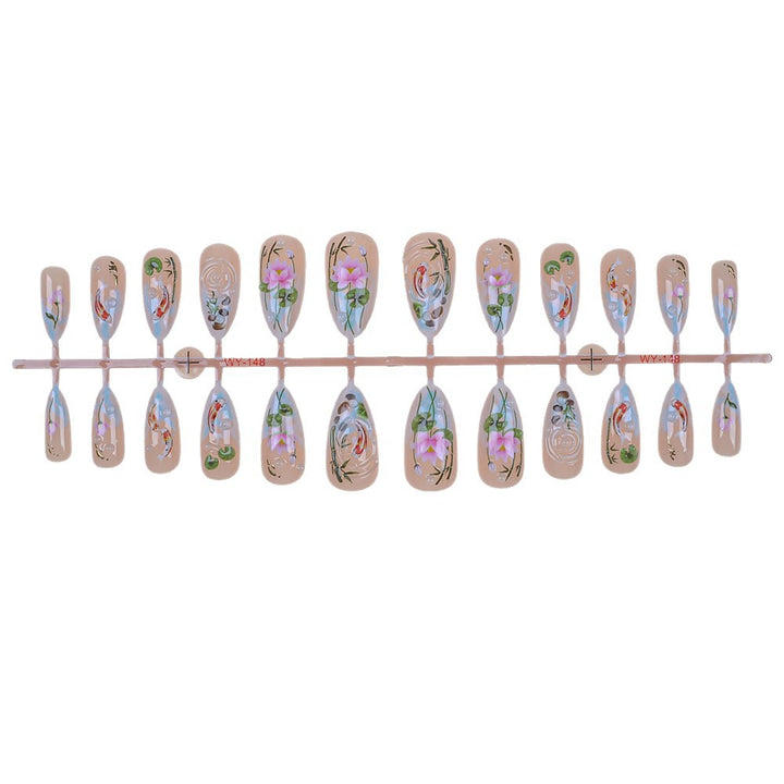 Künstlerisches Floral Press-On Nagelset Karnz