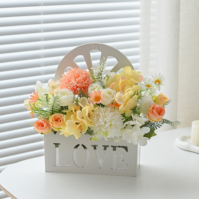 Dekorativer künstlicher Blumenstrauß