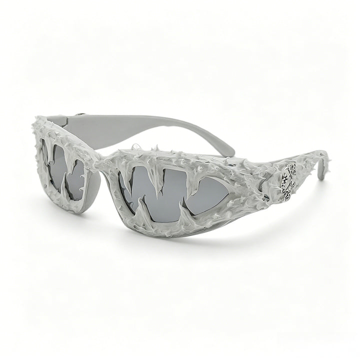Damen kreative Fashion-Sonnenbrille mit einzigartigen Spikes und skull-Design Karnz