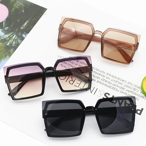 Damen Modische quadratische Sonnenbrille mit stylischem zweifarbigen Rahmen Karnz