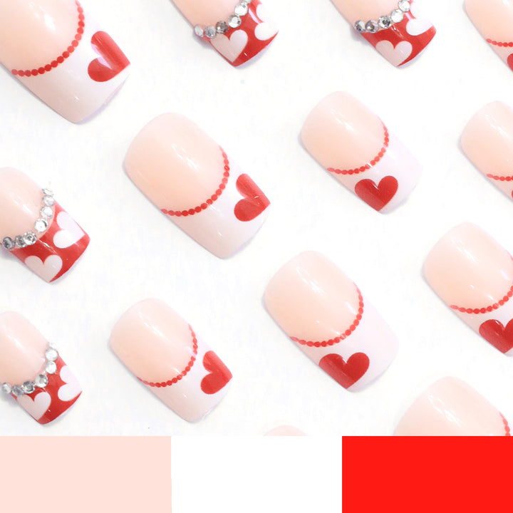 Künstlerische von Valentinstag inspirierte Nagelkunstverzierungen Karnz